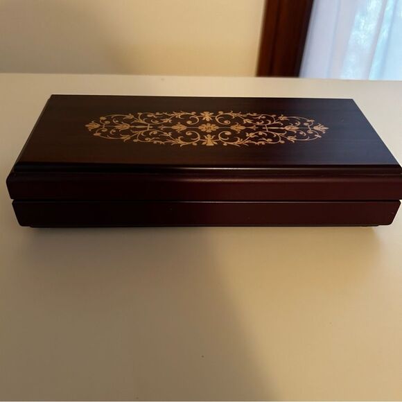 Italian Inlaid Wood Box Flower Design Brown Red Velvet Lined Jewelry Trinket - Picture 2 of 6